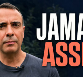 Matteo Venturi avec le texte « Jamais assez » pour une vidéo sur l’ambition et l’insatisfaction